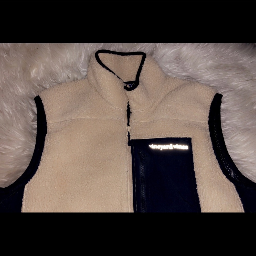 🆕VINEYARD VINES Men’s Sherpa Vest - Picture 2 of 5